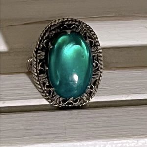 Beautiful silver artisan green tiger eye ring